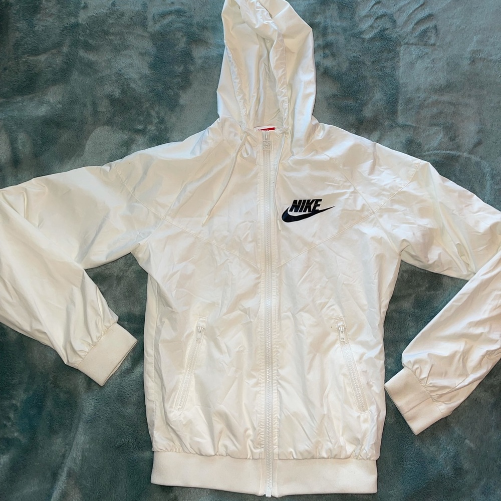 Nike windbreaker jacket